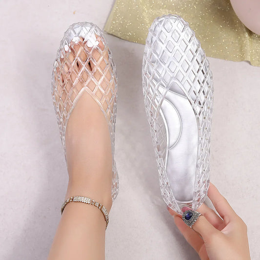 Woven Jelly Flat Shoes with Cut-Out Diamond Pattern